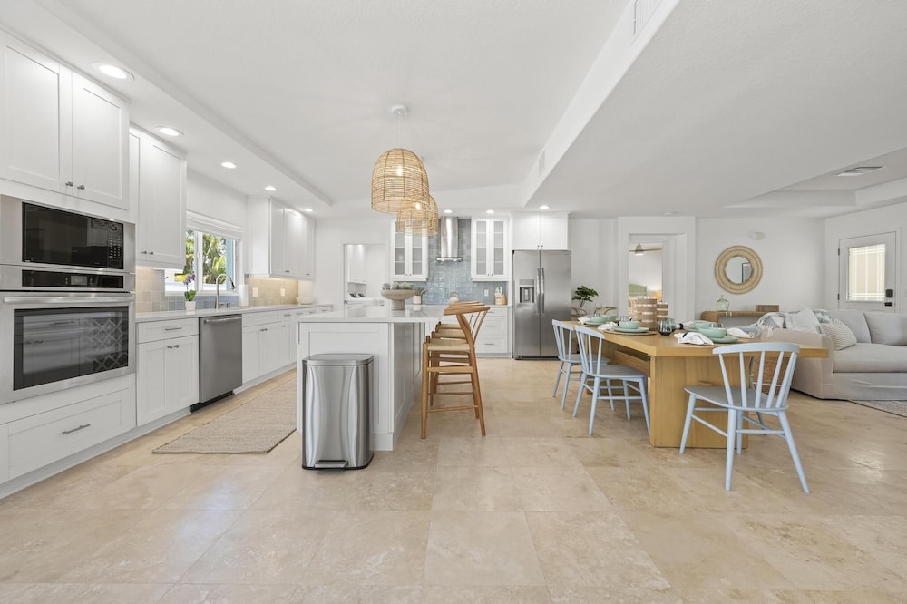 Latitude Adjustment Ami 3 Bedroom Home