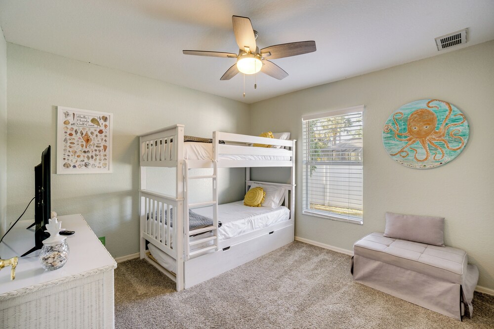 Family Haven w/ Pool! 8 Mi to Warm Mineral Springs