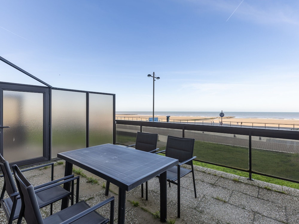 Attractive Studio With a Sea-view