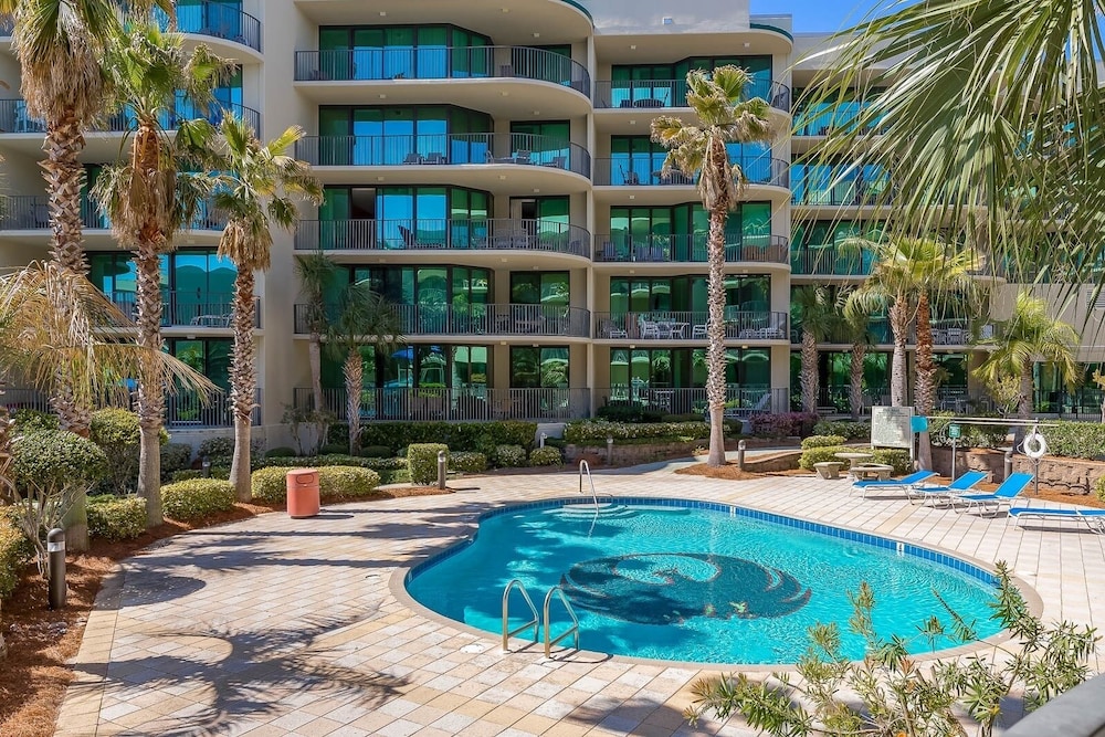Phoenix On The Bay 1307 3 Bedroom Condo