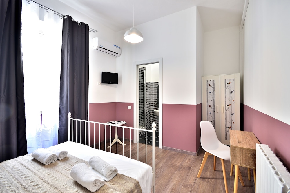 Romantica Rooms