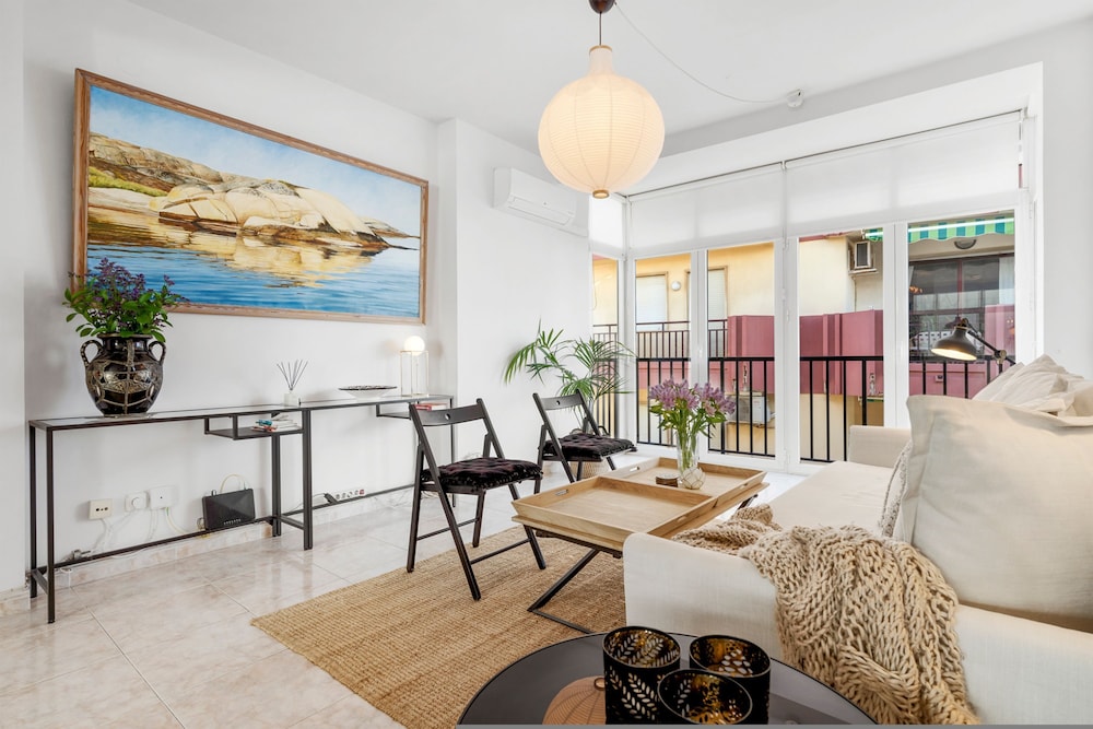 Marvelous Waterfront apt in Fuengirola - Ref 73