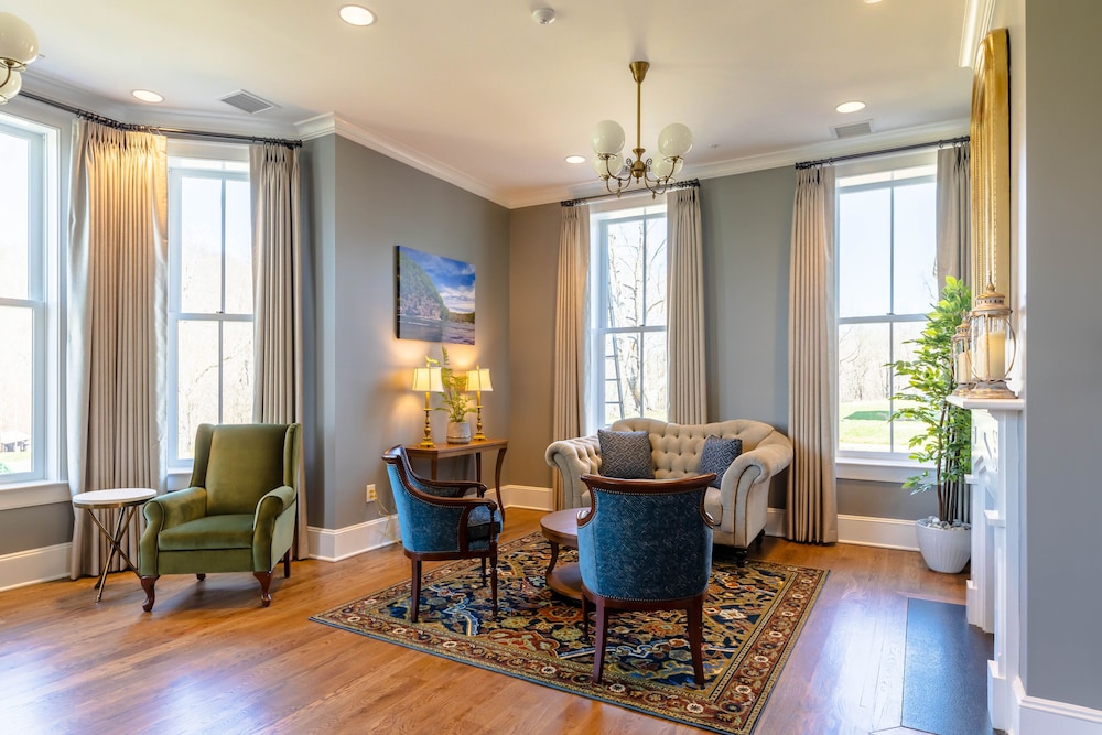 The Inn at Foster Falls - Property Image 22