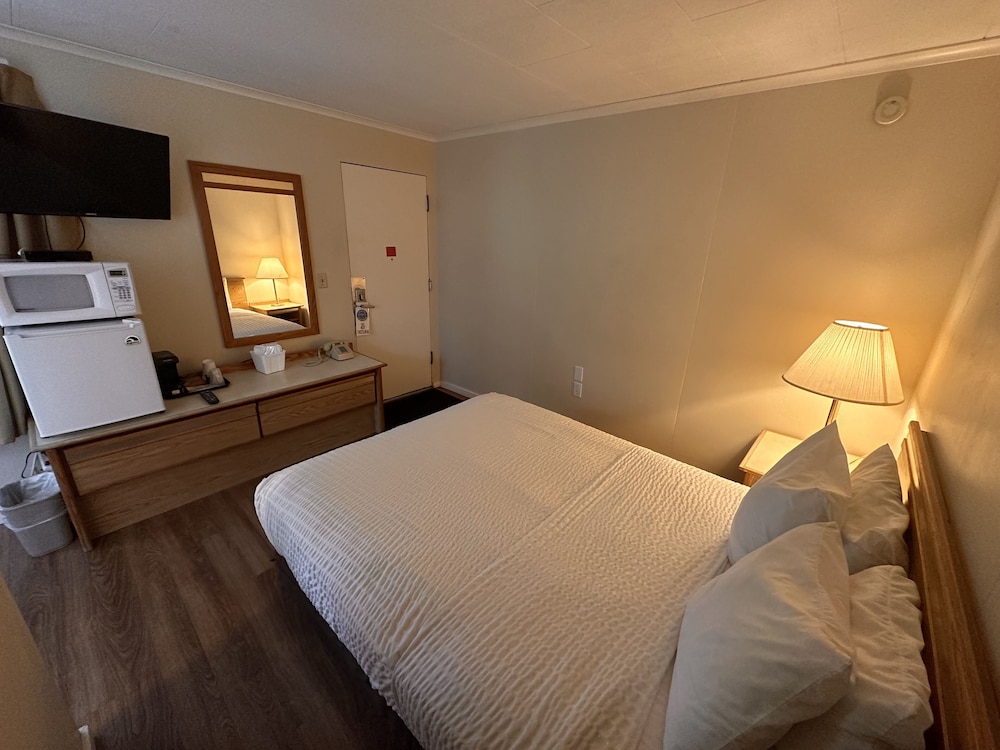 Astoria Crest Motel