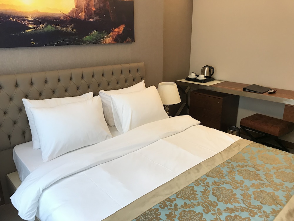 Old Port Otel - Image 14