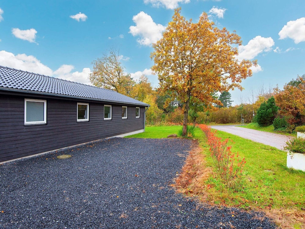 4 Star Holiday Home in Allingabro view 4
