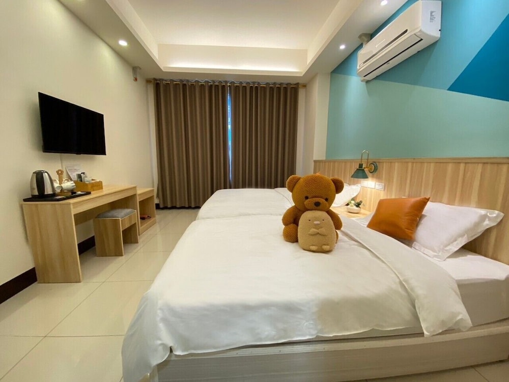 Budai Sun Never Sets B&B