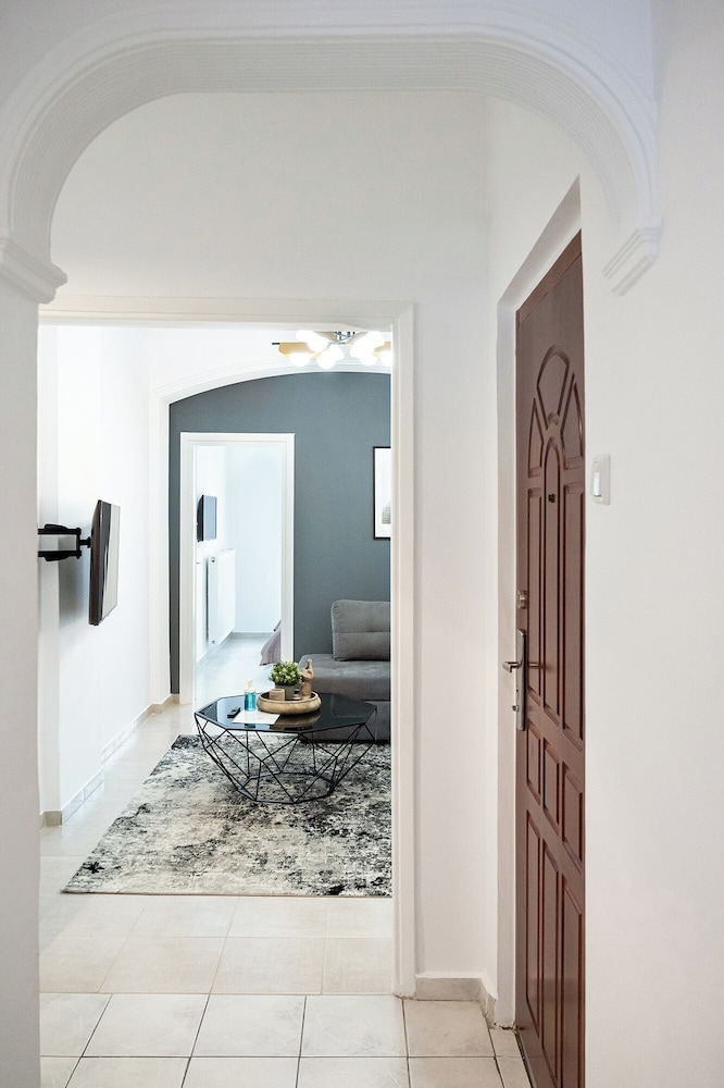Porto Sea View Apartments - A. Svolou 22