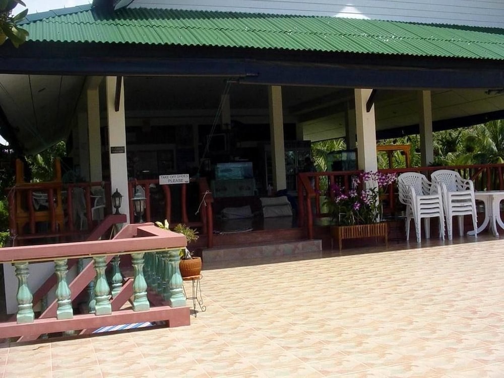 Golden Hill Resort