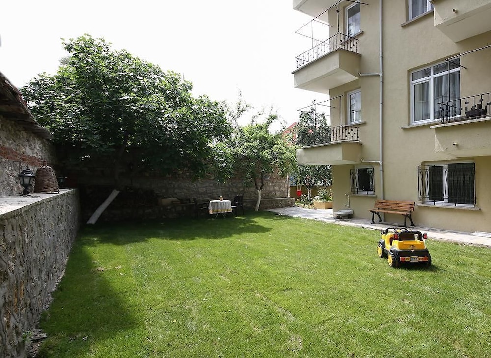 Adalı Pansiyon view 2