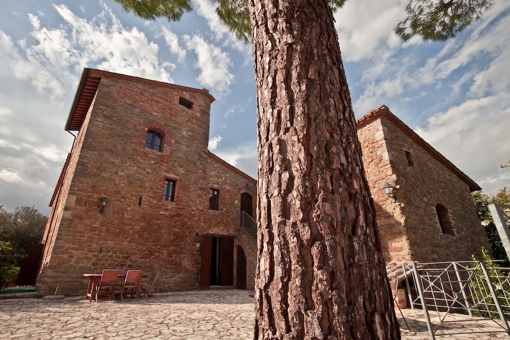 Castello Monticelli