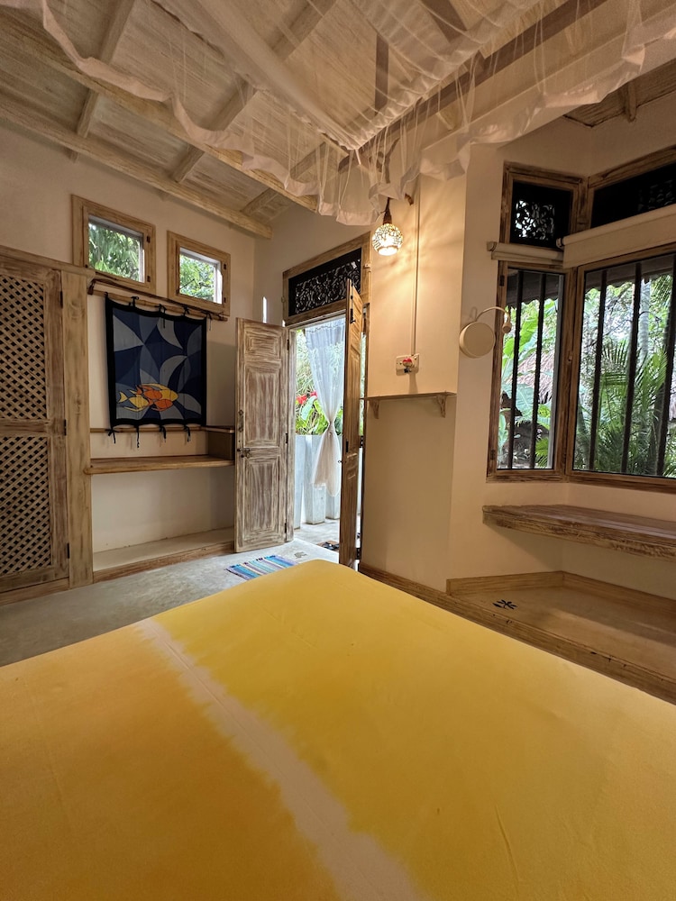 Deep Blue Sea Rental Villa