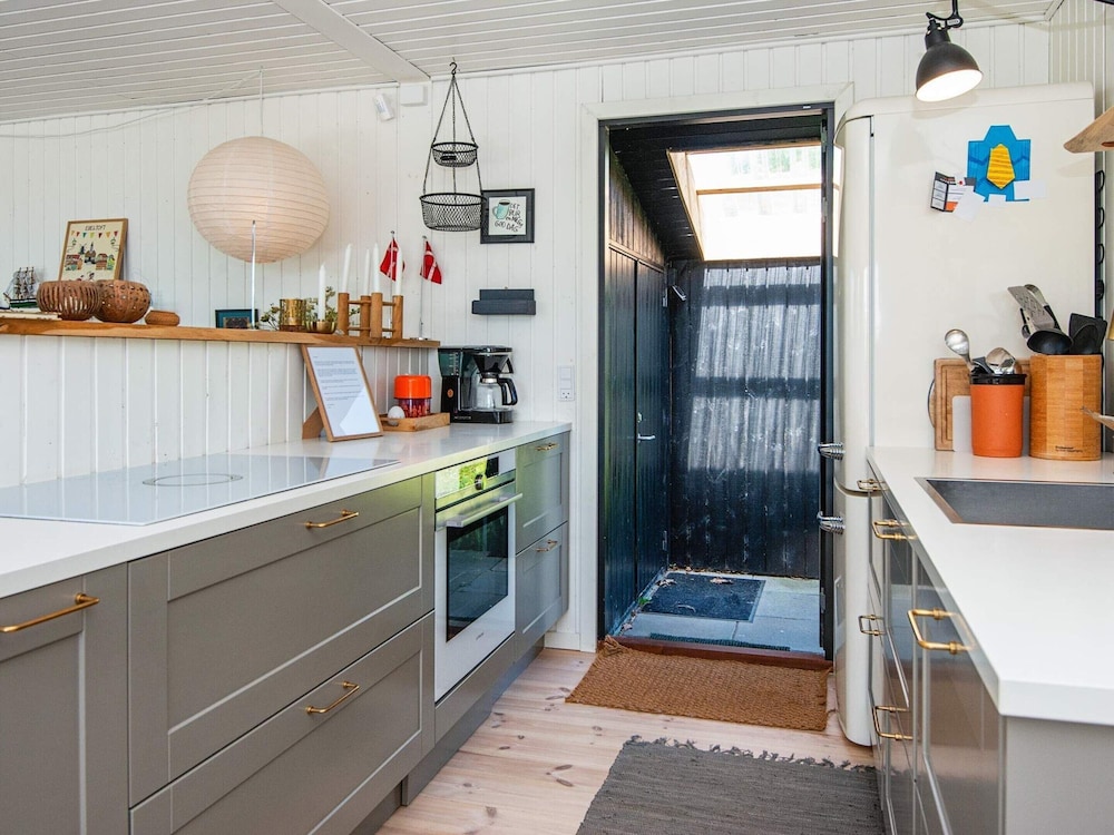 8 Person Holiday Home in Ebeltoft-by Traum view 3