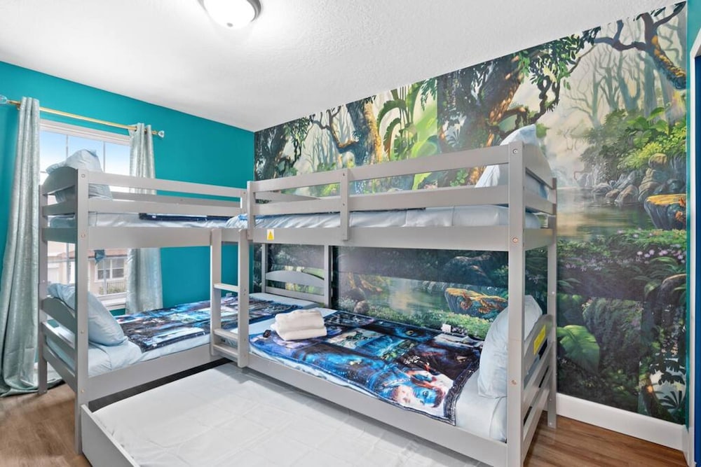 Super Calm- Sleeps 17 W Designs Close TO Parks