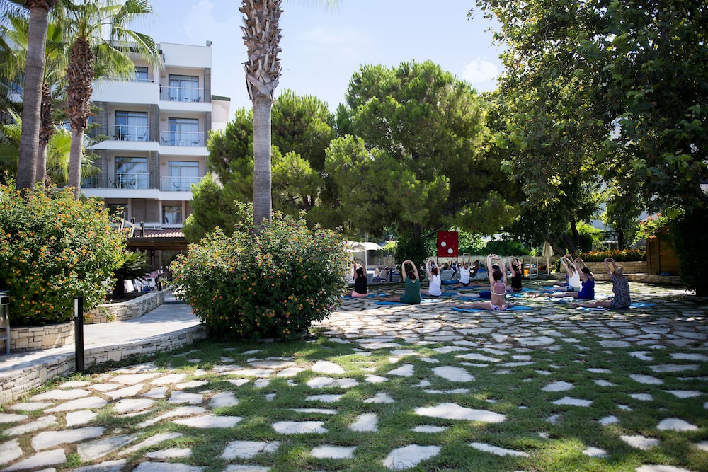 Trendy Side Beach (Adults Only, 16+)