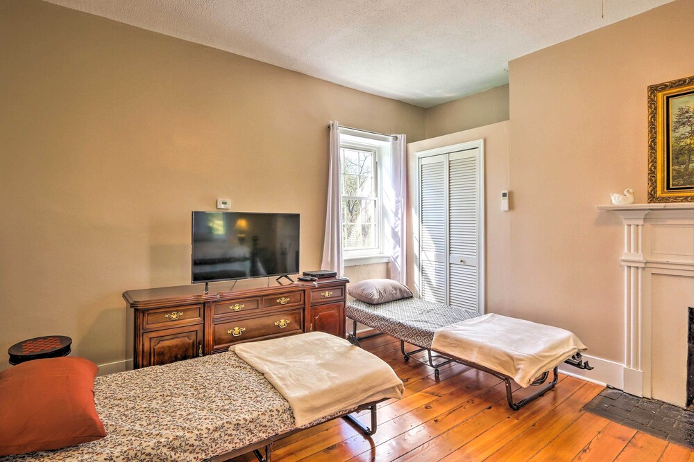Historic 'hammond House' w/ Wine Country View! view 4