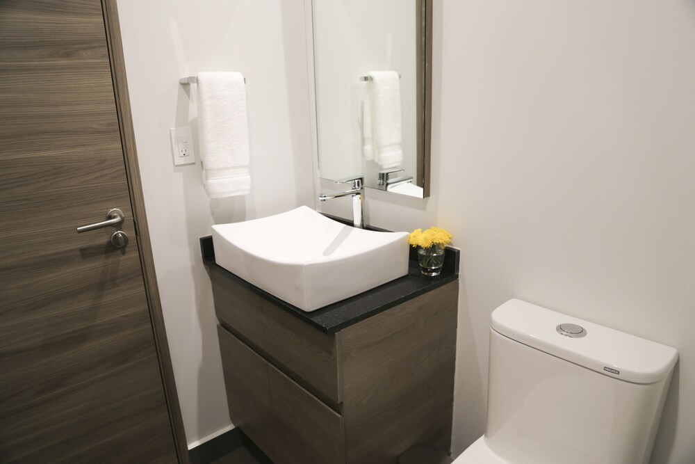Desginers Choice Apartment by Mr.W photo 4