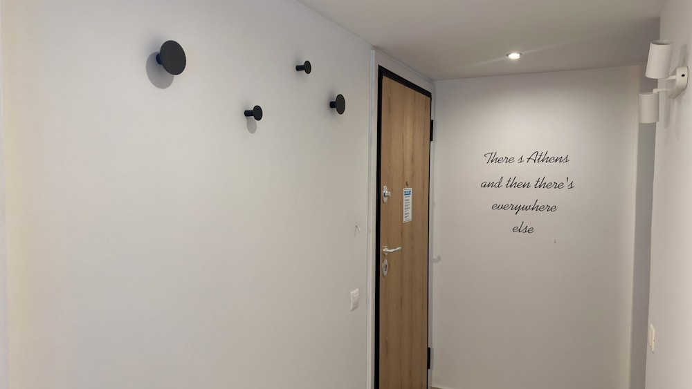 Minimalist 2Bedroom Apartment with Balcony in the heart of Athens