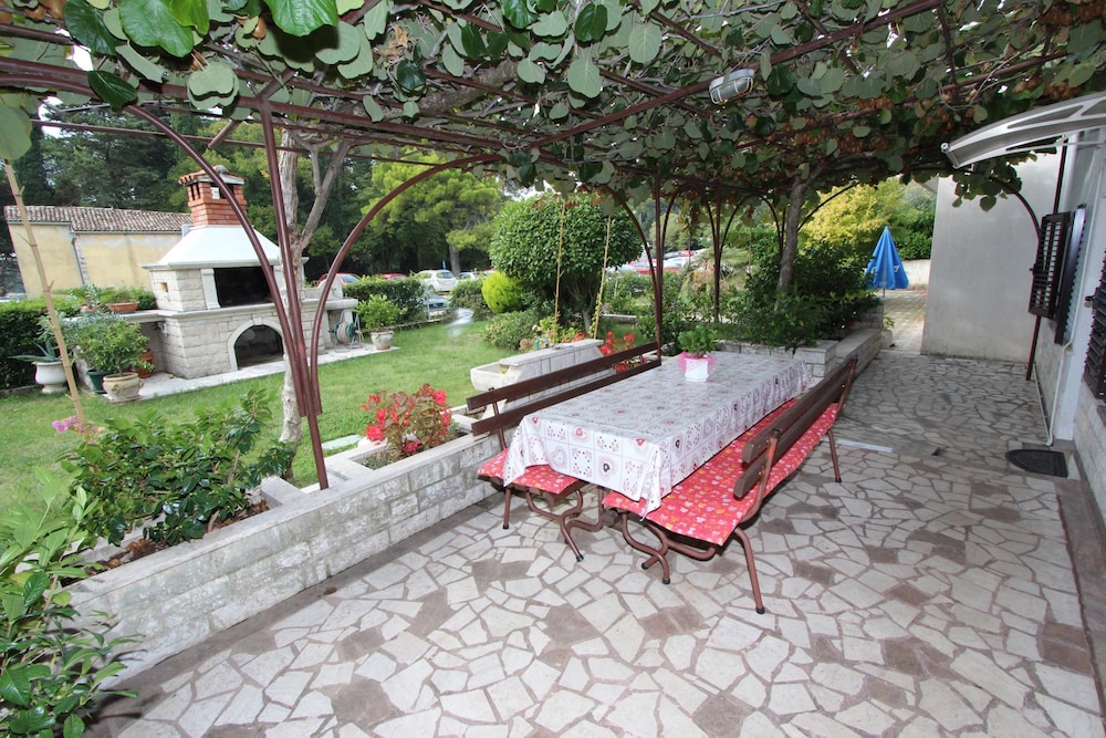 Photo 42