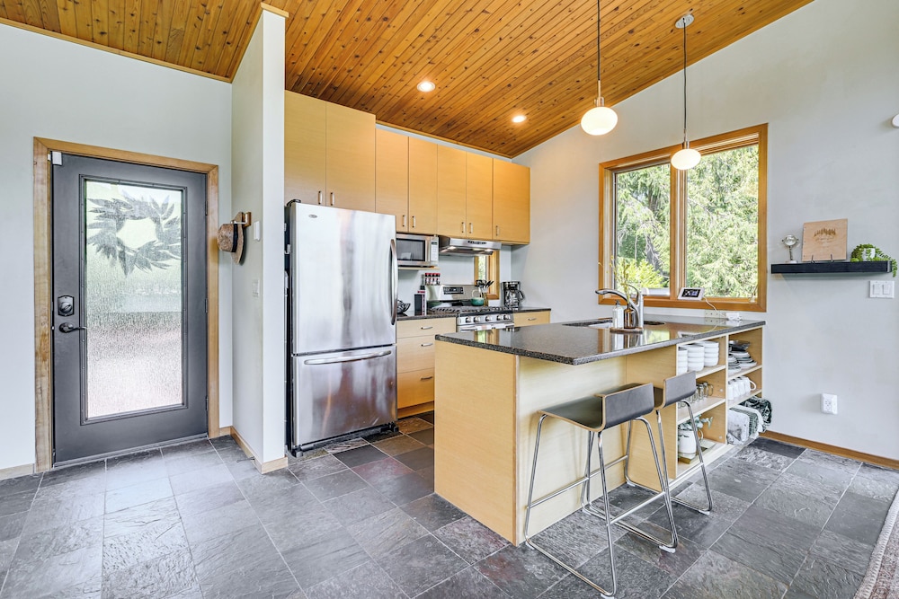 Modern Summit Lake Escape - Spacious Deck w/ View!