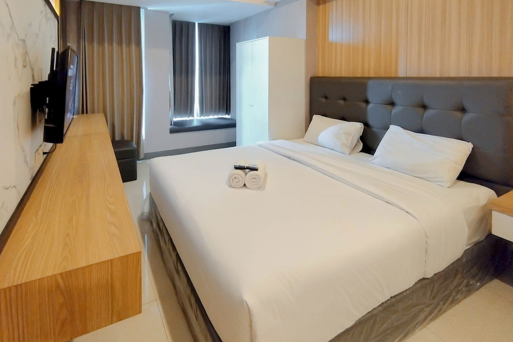 Comfortable Studio Direct Access to Mall at Anderson Supermall Mansion Apartment