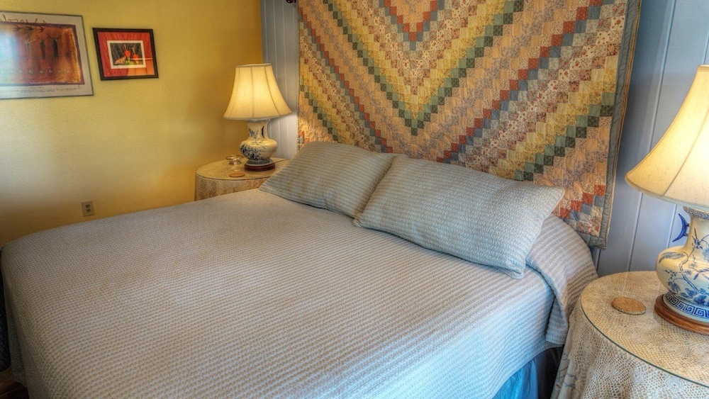 Bluebird Hill And Star Suite 5 Bedroom Home