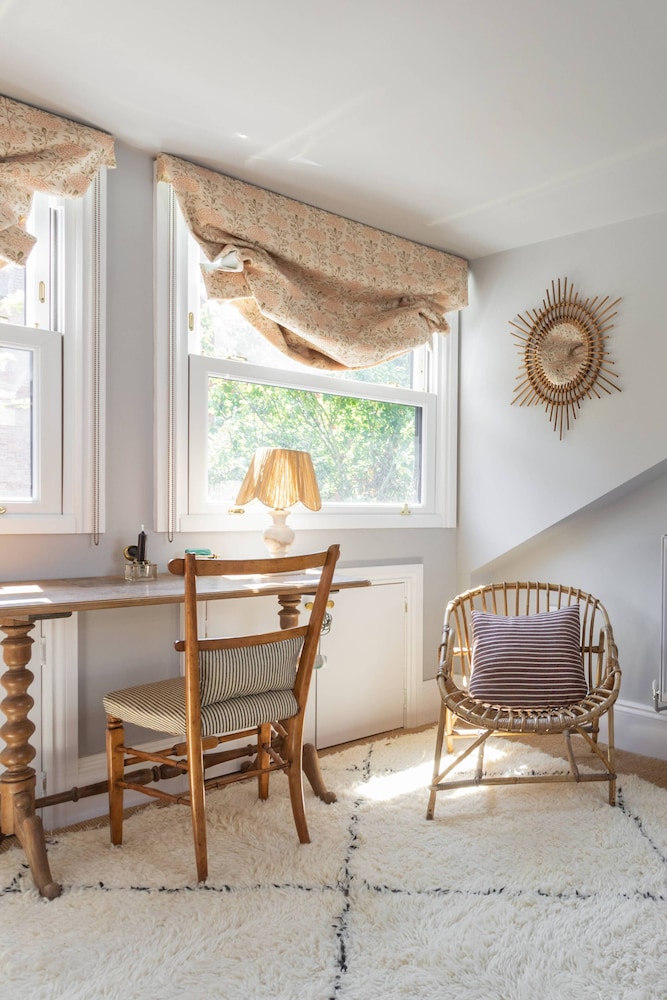 Vernon Street by Onefinestay