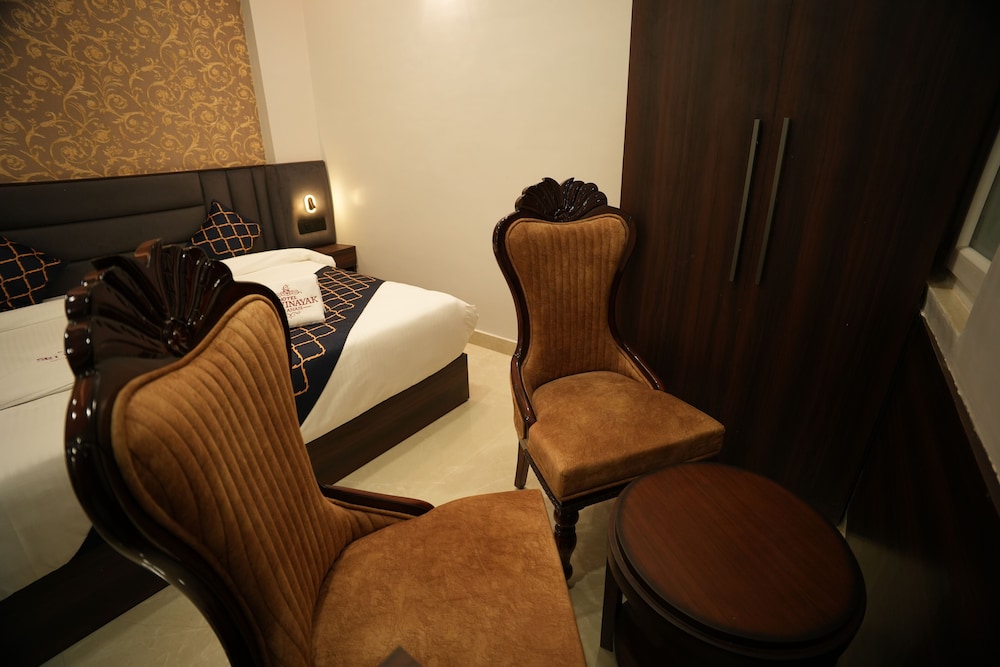 Hotel Shri Vinayak