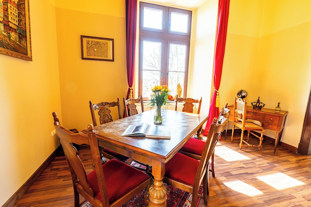Schloss Arenfels