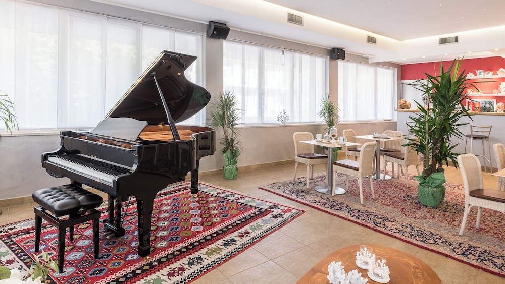 Katja Hotel