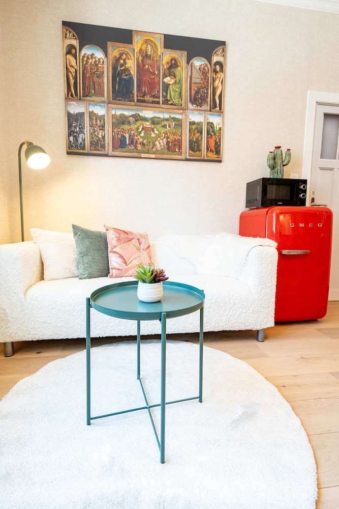 Huswell - Chic Studio With Garden in Central Ghent