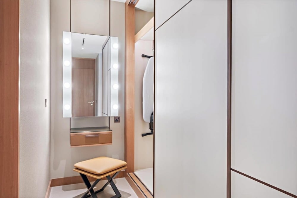 Luxurious 3-bedroom Apartment Facing Burj Khalifa in The Address Dubai Opera