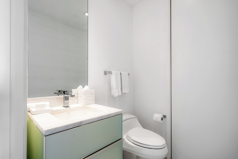 Luxury Vacation Rentals in South Beach by LRMB