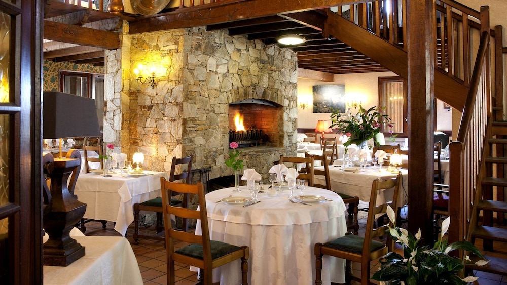 Hotel La Bombardiere - Property Image 12