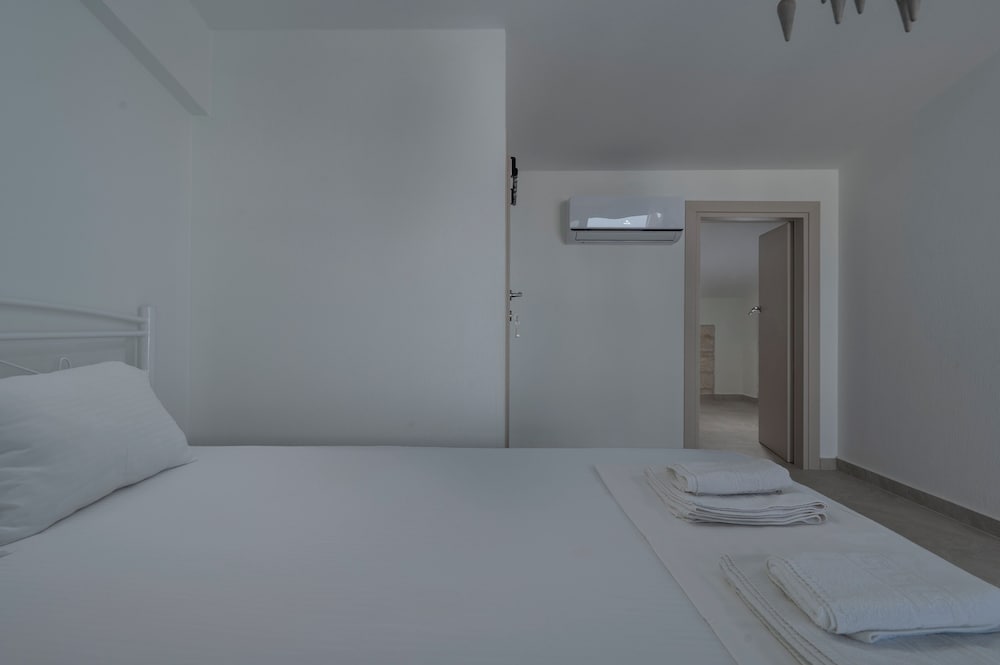 White Pearl Suites Halkidiki