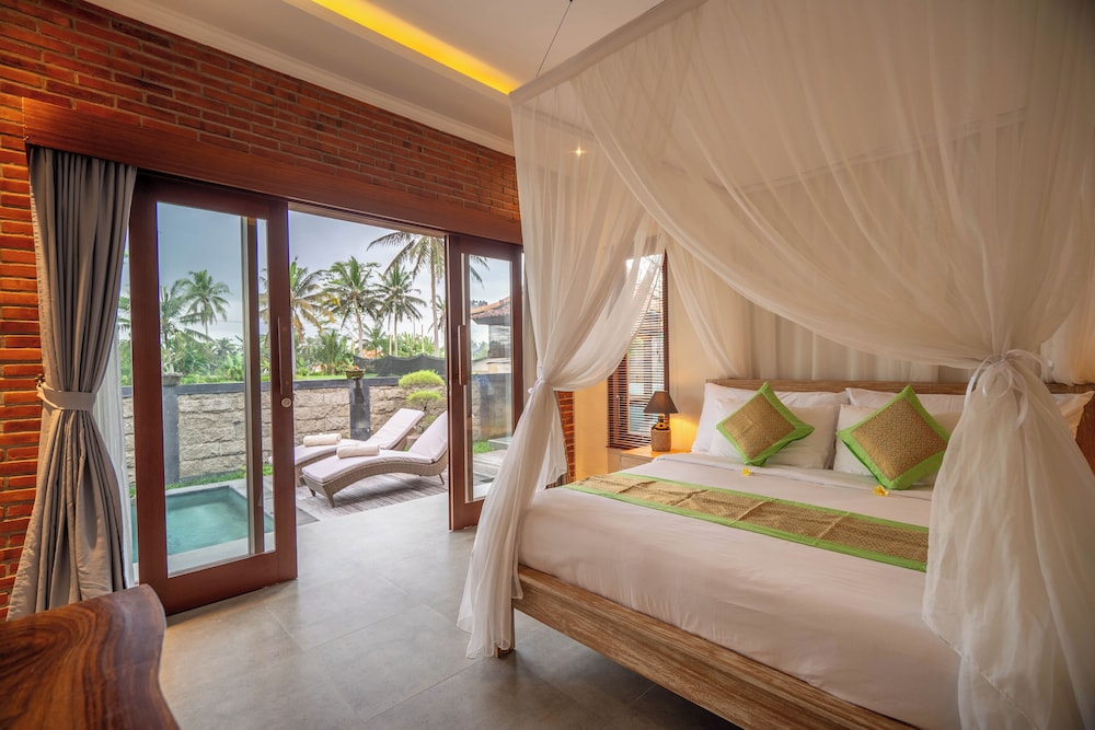 Alisa Private Villa