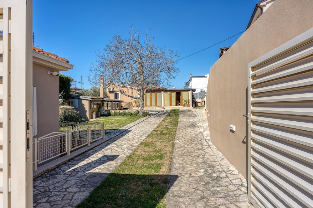 Apartment Jakara 4