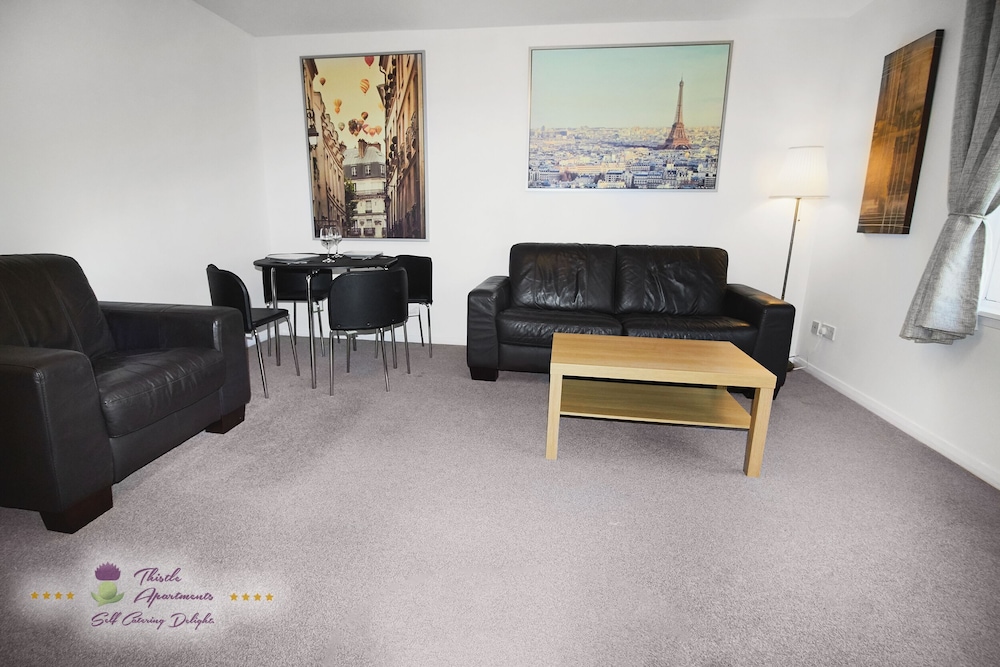 Thistle Apartments - City View Apartment