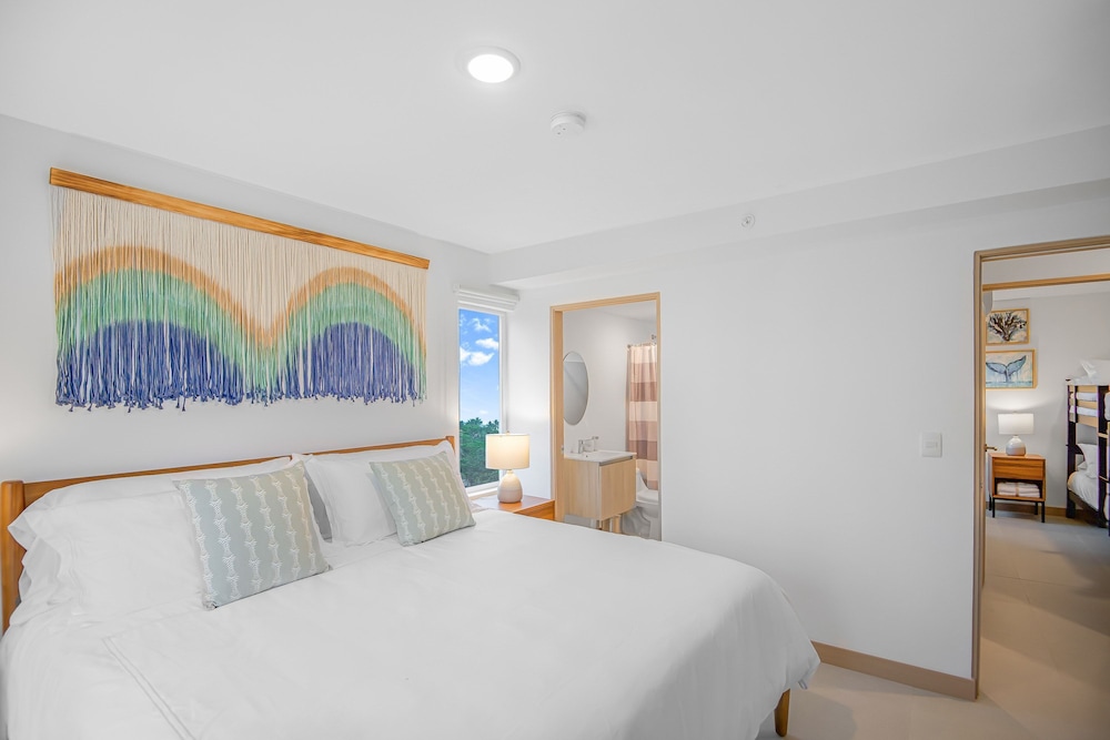 Brand New 3BR Condo With Incredible Views