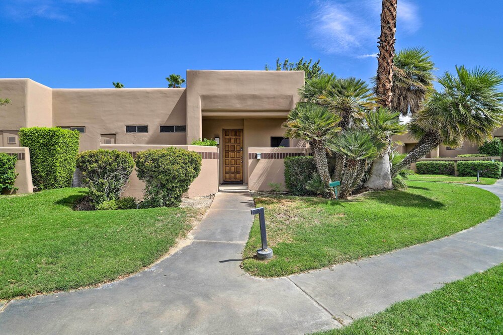 Cathedral City Condo w/ Pool & Golf Access!