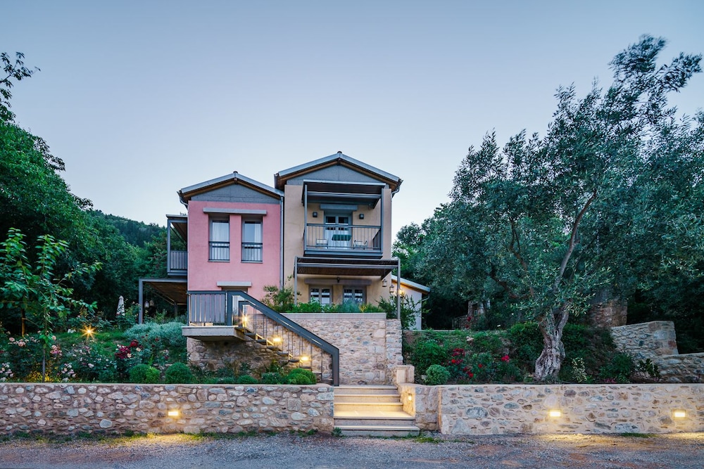 Mazaraki Guesthouse