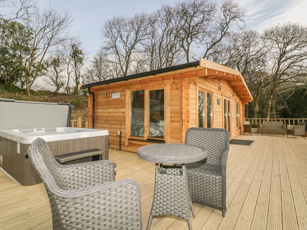 Little Orchard Lodge