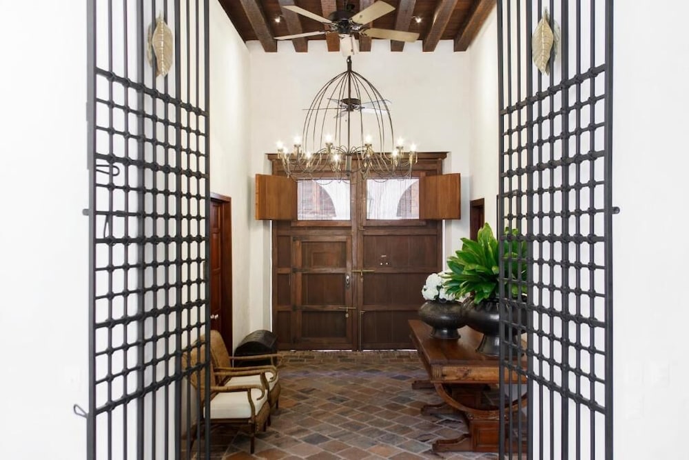Casa de la Renta By Mustique