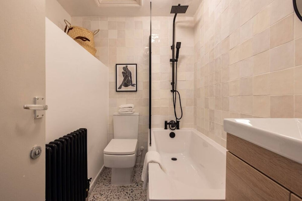 The Kensington And Chelsea Classic - Glamorous 2bdr Flat