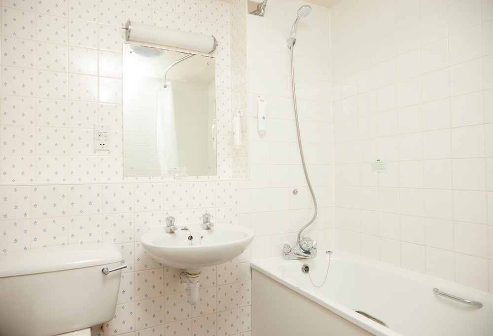 Huntingdon Vacations - George Hotel Huntingdon by Greene King Inns - Property Image 2