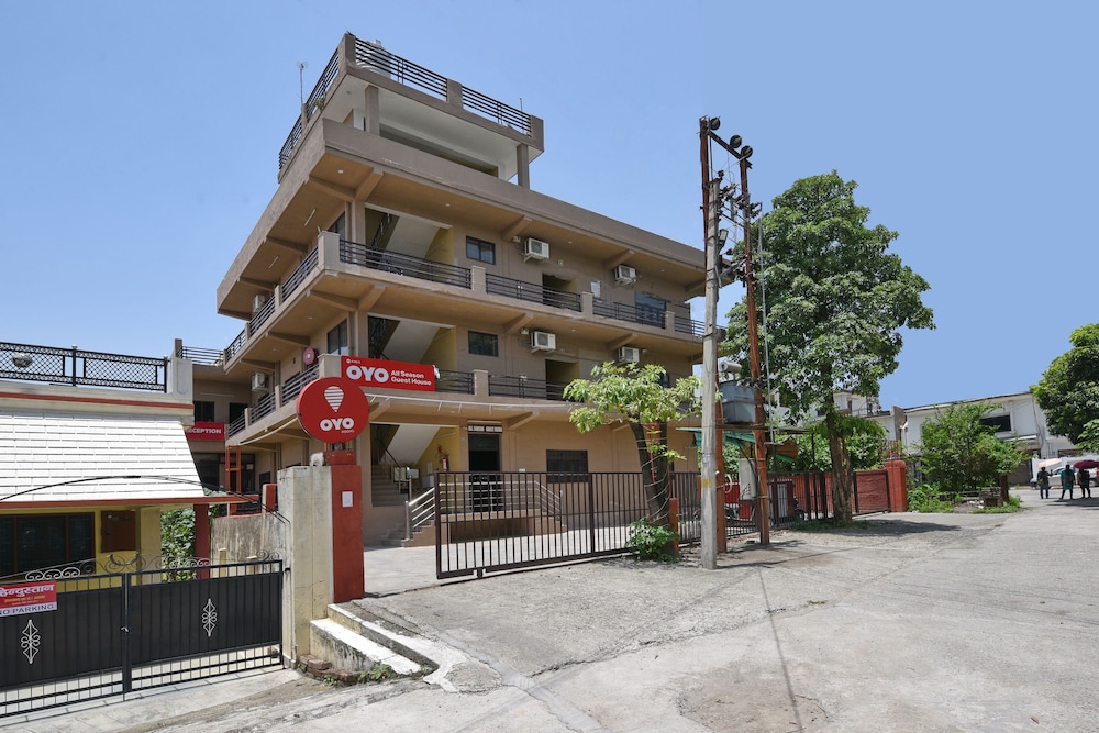OYO 4464 near Chakrata Road