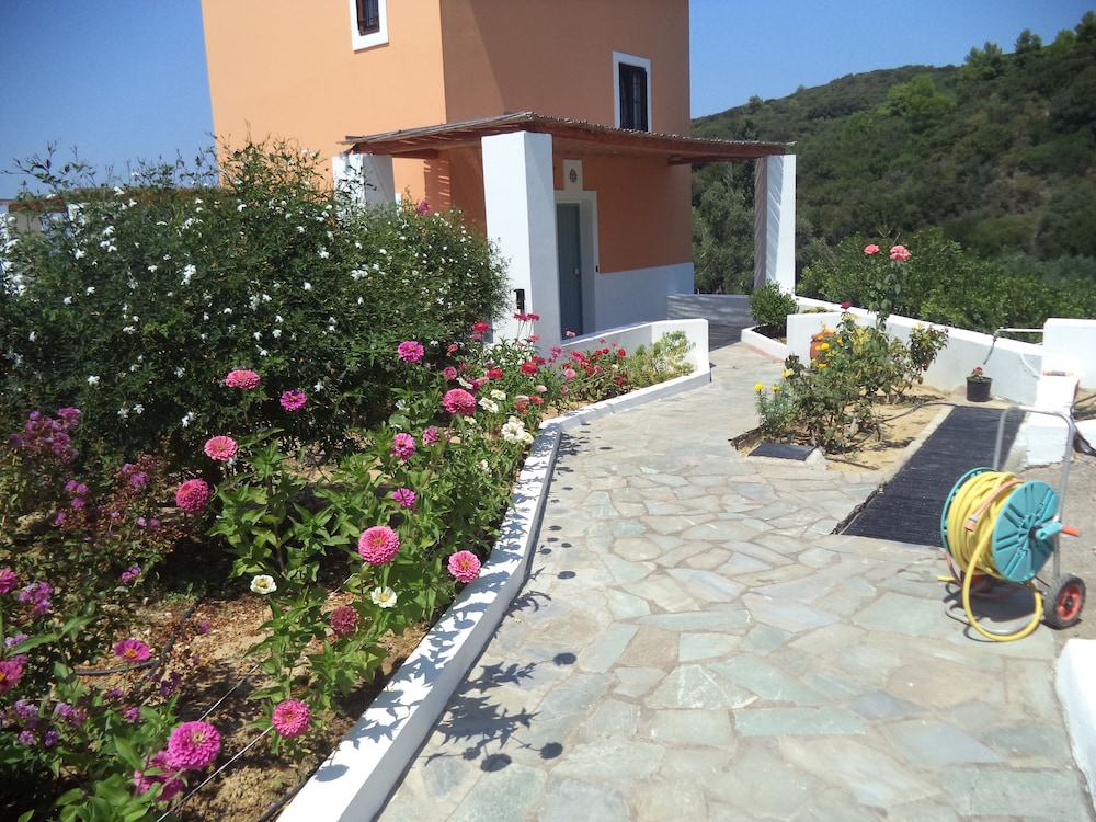 Ilis Villas