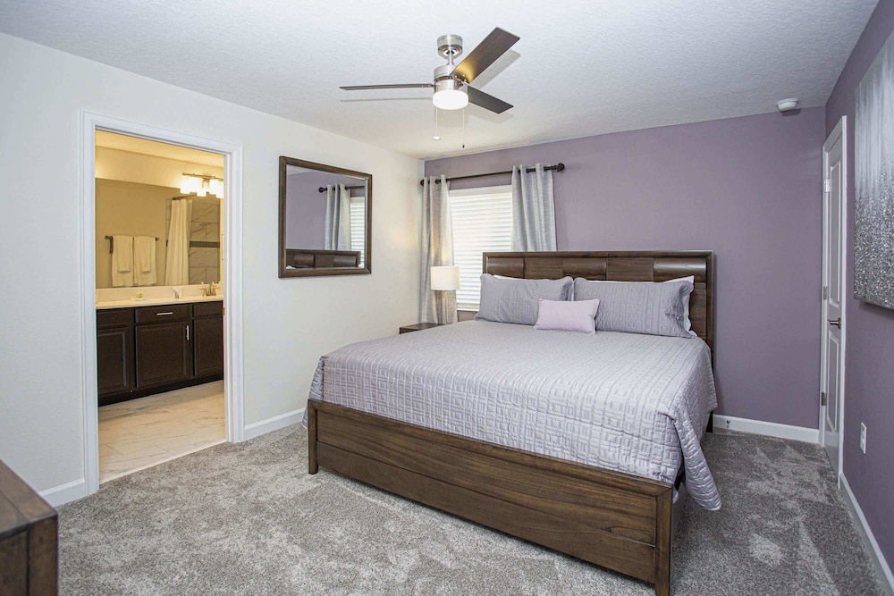 5BR Private Pool Resort Amenities Near Disney