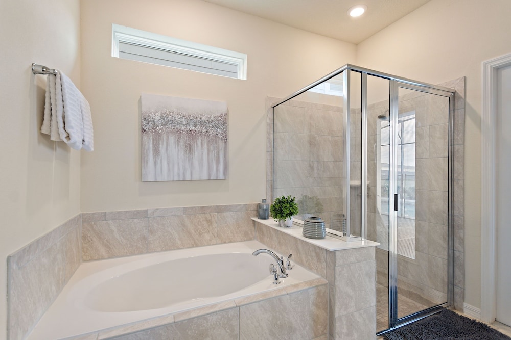 Paradise Point At Windsor Island Resort Orlando By Shine Villas 10 Bedroom Villa view 5