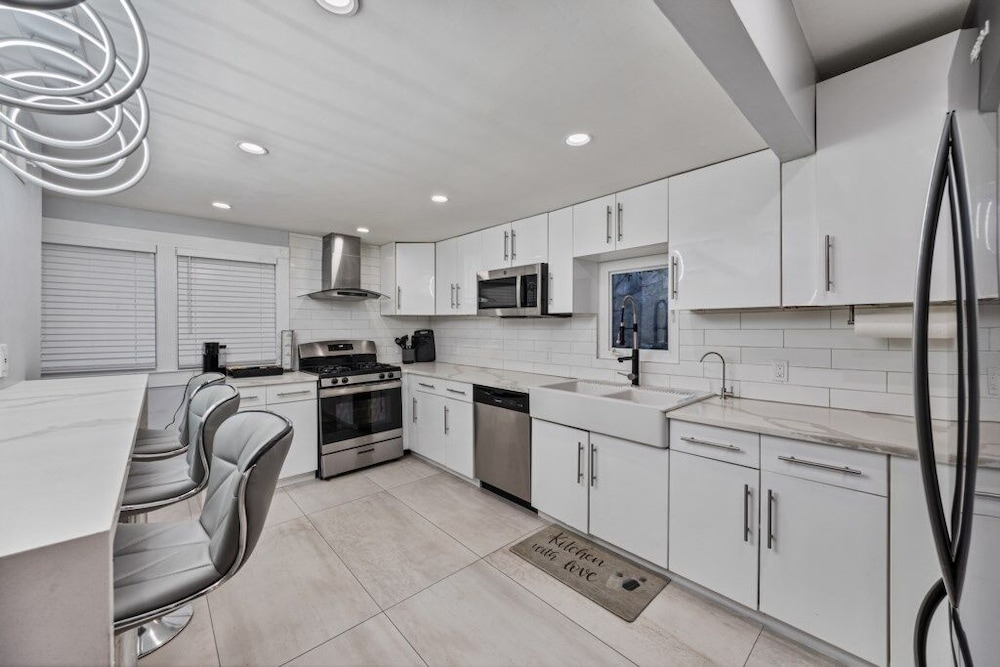 Casa Mattia - Stayshores 4 Bedroom Home